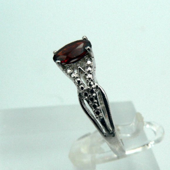 Sz 5 Genuine Mozambique Garnet 3 pc Set  NWOT - Picture 4 of 9